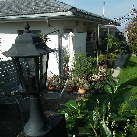 Bodenseeblick Bed & Breakfast *
