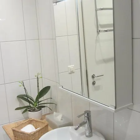 Bodenseeblick Bed & Breakfast *
